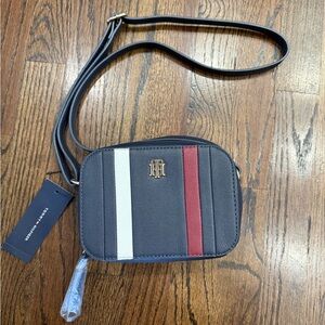 TOMMY HILFIGER Signature Stripe Crossbody Bag